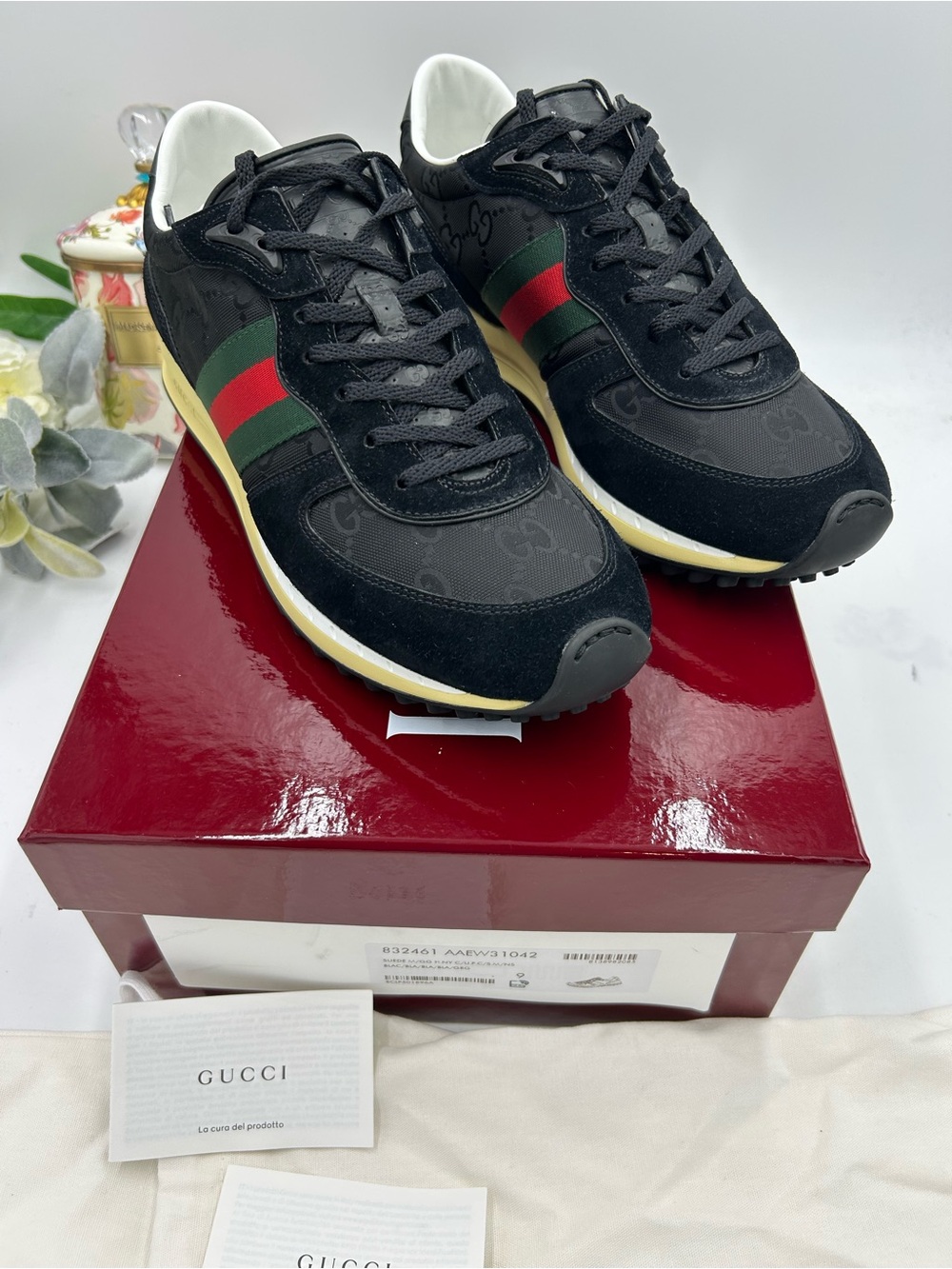 Men's Gucci re- motion web strip sneakers size 9 fits 10 US made in Italy